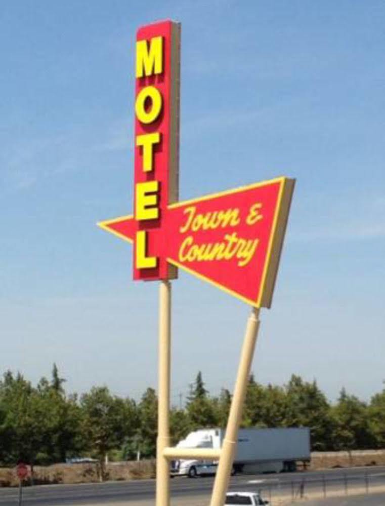 Town & Country Motel Livingston Extérieur photo