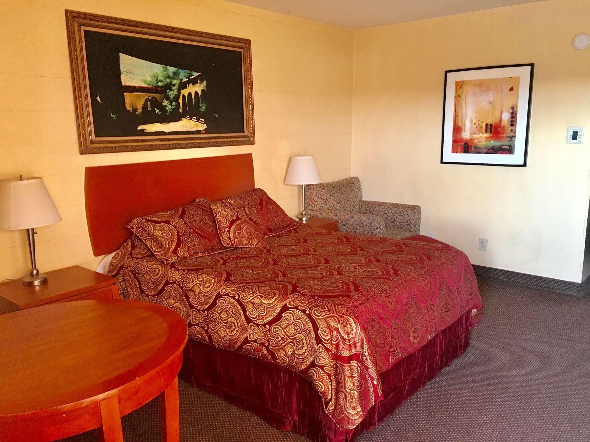 Town & Country Motel Livingston Extérieur photo