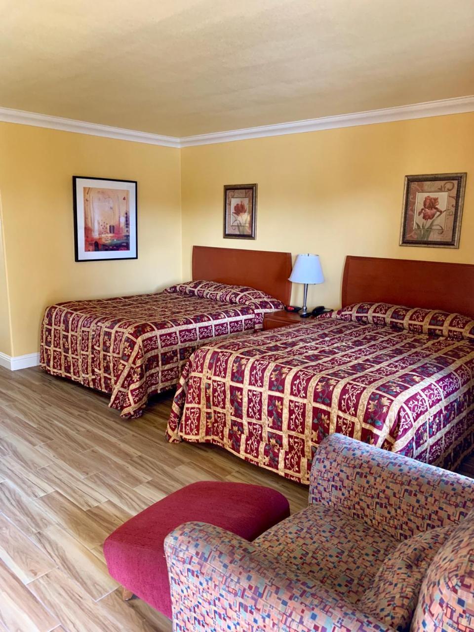 Town & Country Motel Livingston Extérieur photo